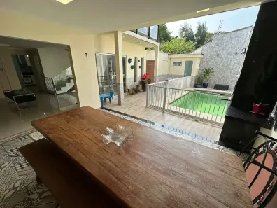 Casa de Condomínio com 4 Quartos para alugar, 120m² no Calhau, São Luís
