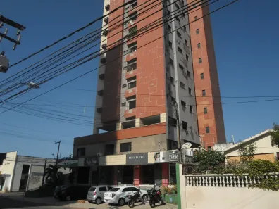 Sala Comercial para alugar, 30m² no Fátima, Fortaleza
