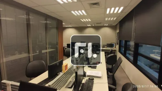 Sala Comercial para alugar, 100m² no Vila Olímpia, São Paulo