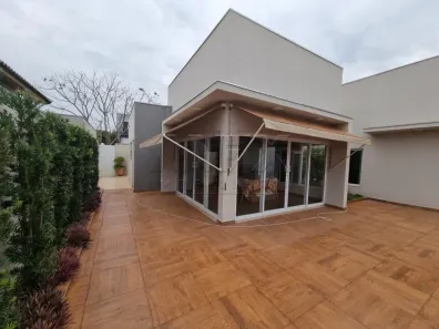 Casa de Condomínio com 3 Quartos para alugar, 285m² no Jardim Shangri-Lá, Bauru
