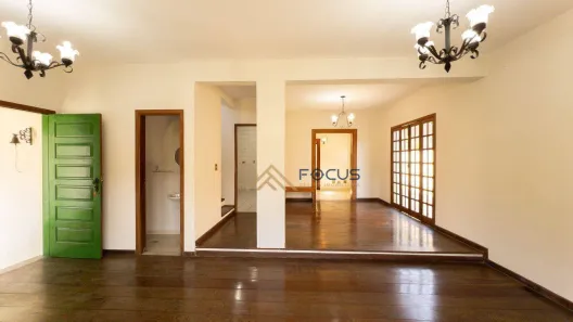 Casa com 3 Quartos à venda, 171m² no Chácara Pavoeiro, Cotia