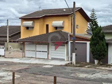 Casa com 3 Quartos à venda, 310m² no Campos Elíseos, Taubaté