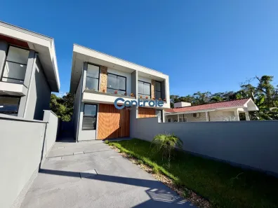 Casa com 2 Quartos à venda, 77m² no Forquilhas, São José