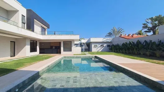 Casa com 5 Quartos à venda, 1550m² no Barra da Tijuca, Rio de Janeiro