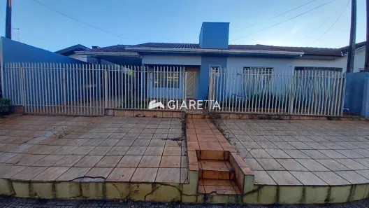 Casa com 2 Quartos à venda, 118m² no Jardim Porto Alegre, Toledo