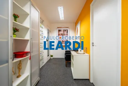 Sala Comercial à venda, 122m² no Santo Amaro, São Paulo