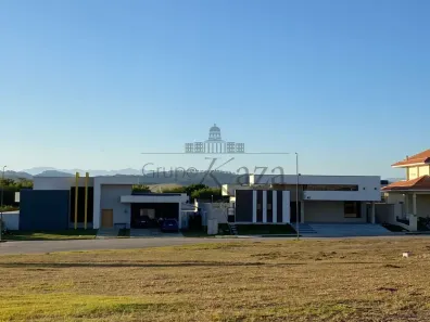 à venda, 800m² no Urbanova, São José dos Campos