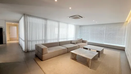 Apartamento com 3 Quartos à venda, 214m² no Gleba Fazenda Palhano, Londrina