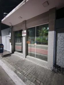 Ponto Comercial com 1 Quarto para alugar, 32m² no Centro, Macaé