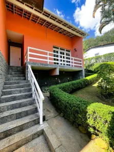 Casa com 3 Quartos para alugar, 199m² no Nogueira, Petrópolis