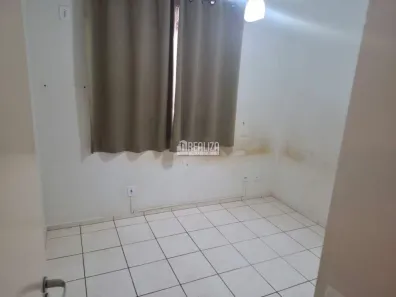Apartamento com 2 Quartos para alugar, 49m² no Conjunto Guanabara, Uberaba