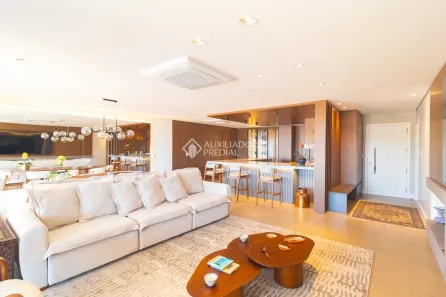 Apartamento com 4 Quartos para alugar, 383m² no Vila Assunção, Porto Alegre
