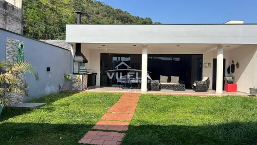 Casa com 3 Quartos à venda, 167m² no Centro, Caraguatatuba