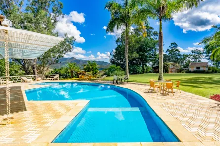 Casa de Condomínio com 5 Quartos à venda, 369m² no Itaipava, Petrópolis