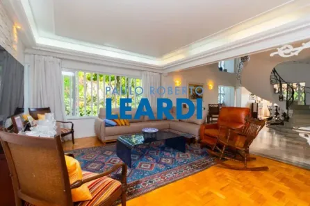 Casa com 4 Quartos à venda, 349m² no Pacaembu, São Paulo