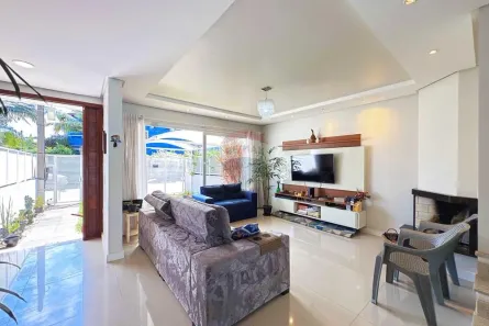Casa com 3 Quartos à venda, 171m² no Hípica, Porto Alegre
