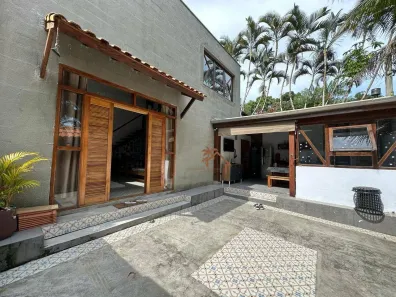Casa com 2 Quartos à venda, 80m² no Maresias, São Sebastião