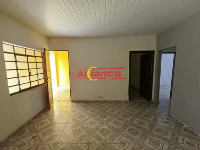 Casa com 2 Quartos para alugar, 125m² no Gopoúva, Guarulhos