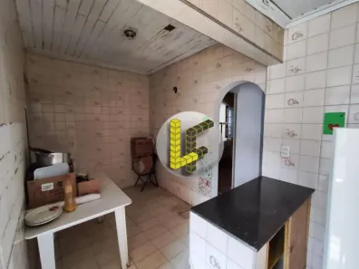 Casa com 2 Quartos à venda, 70m² no Vila Palmares, Santo André