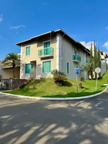 Casa de Condomínio com 4 Quartos à venda, 252m² no São Pedro, Juiz de Fora