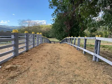 Fazenda/Sítio com 4 Quartos à venda, 1055m² no Centro, Jequitinhonha