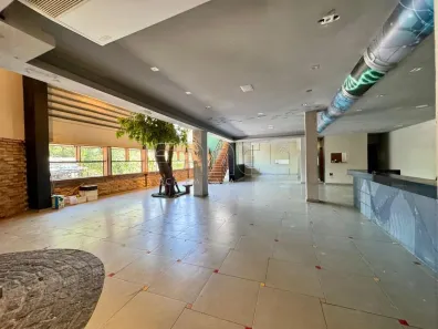 Ponto Comercial para alugar, 800m² no Vila Progredior, São Paulo