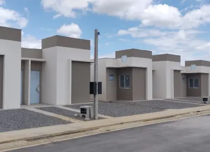 Casa com 2 Quartos à venda, 52m² no SIM, Feira de Santana