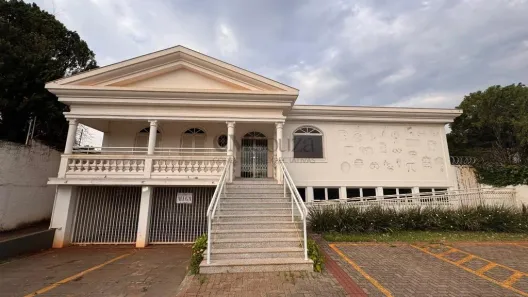 Imóvel Comercial com 5 Quartos para venda ou aluguel, 382m² no Boa Vista, Londrina