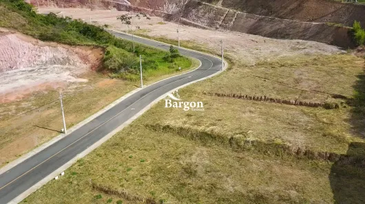 Ponto Comercial à venda, 1000m² no Salvaterra, Juiz de Fora