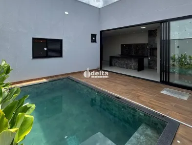 Casa com 3 Quartos à venda, 250m² no Alto Umuarama, Uberlândia