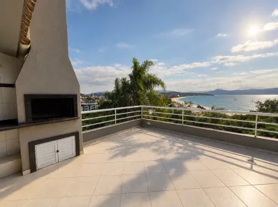 Casa com 3 Quartos para alugar, 180m² no Jurerê, Florianópolis