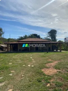 Fazenda/Sítio com 3 Quartos à venda, 14m² no Centro, Baldim