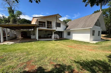 Fazenda/Sítio com 5 Quartos à venda, 140m² no , Itapejara d'Oeste