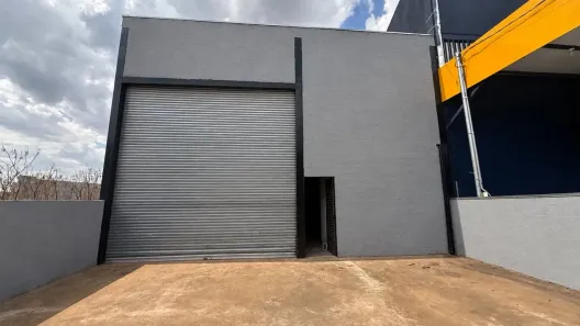 Galpão/Depósito/Armazém para alugar, 220m² no Residencial Portal Santa Rita, Goiânia