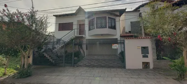 Casa com 4 Quartos à venda, 267m² no Jardim Amália, Volta Redonda