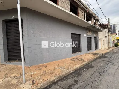 Ponto Comercial para alugar, 80m² no Centro, Montes Claros