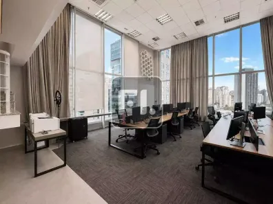 Sala Comercial à venda, 215m² no Vila Nova Conceição, São Paulo