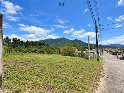 Lote/Terreno à venda, 360m² no Warnow, Indaial