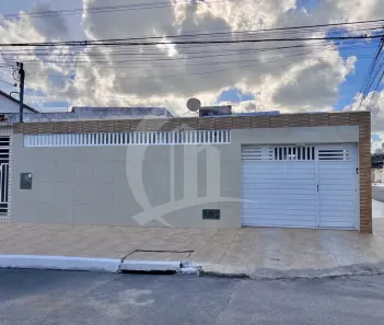 Casa com 3 Quartos à venda, 300m² no Jabotiana, Aracaju