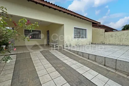 Casa com 3 Quartos à venda, 148m² no Balneario Flórida, Peruíbe