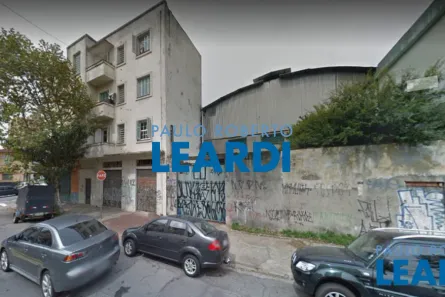 Galpão/Depósito/Armazém para venda ou aluguel, 692m² no Vila Romana, São Paulo