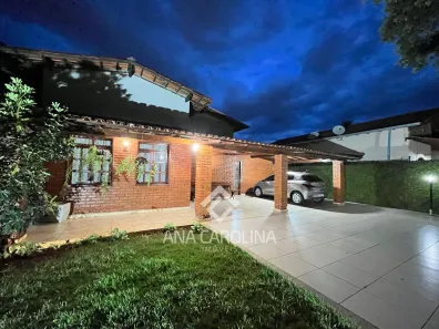 Casa com 3 Quartos à venda, 450m² no Planalto, Montes Claros