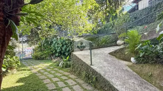 Casa com 2 Quartos à venda, 188m² no Valparaíso, Petrópolis