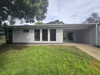 Casa com 3 Quartos para alugar, 120m² no Boqueirão, Curitiba