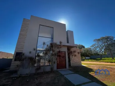 Casa de Condomínio com 4 Quartos à venda, 450m² no Jurumirim, Paranapanema