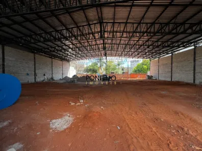 Galpão/Depósito/Armazém para alugar, 842m² no Distrito Industrial, Sete Lagoas
