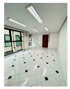 Imóvel Comercial para alugar, 30m² no Santo Amaro, São Paulo