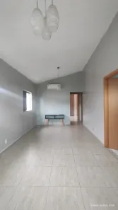 Casa de Condomínio com 3 Quartos para alugar, 80m² no Tarumã, Manaus