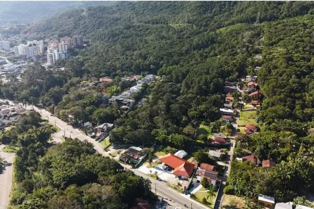 Lote/Terreno à venda, 6286m² no Itacorubi, Florianópolis