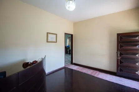 Casa com 3 Quartos à venda, 500m² no Califórnia, Belo Horizonte
